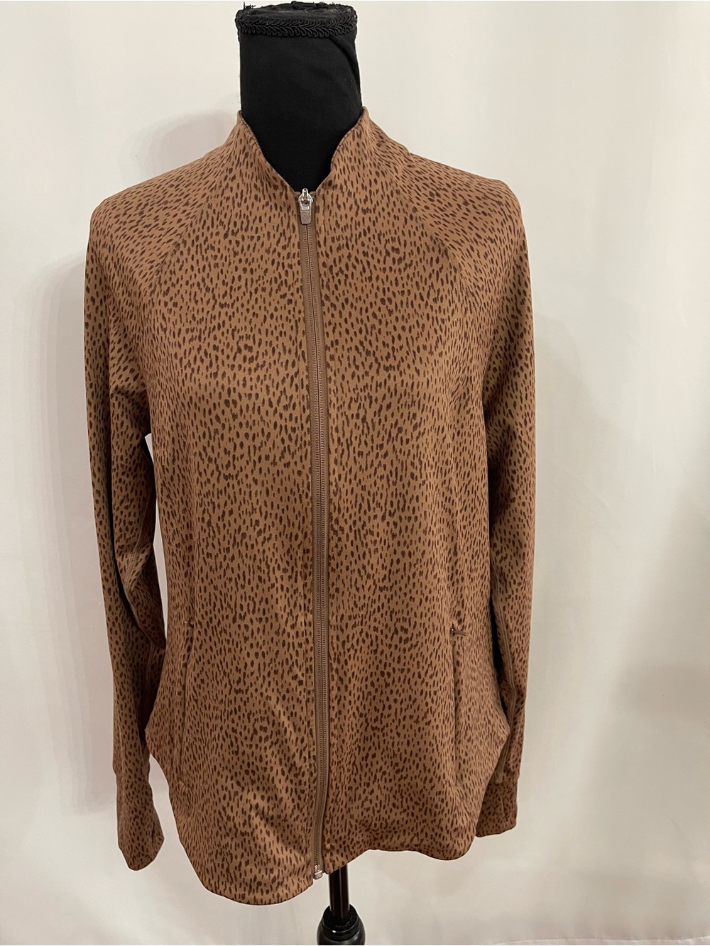 Athleta Salutation Jacket Full zip women’s large brown spotted cheetah print